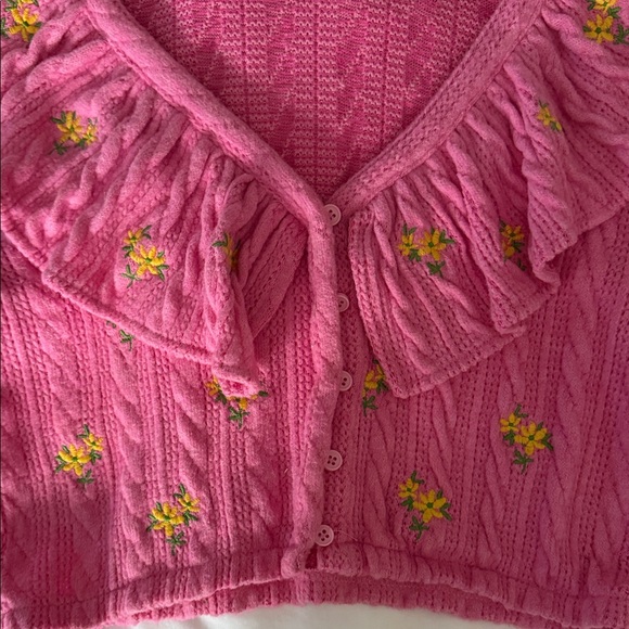Zara Pink Sweater with Floral Embroidery - Picture 2 of 4